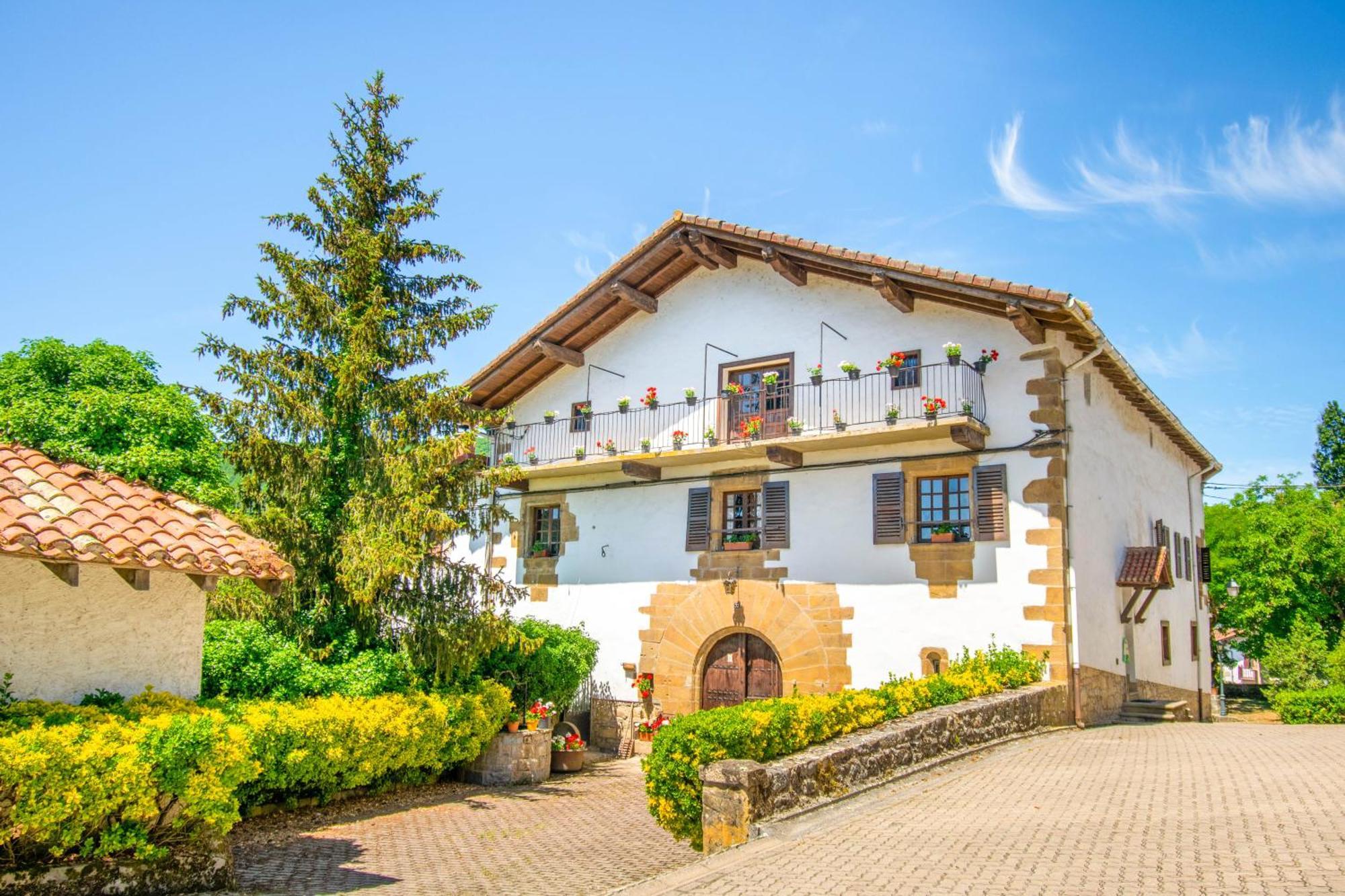 Lizaso Casa Rural Arotzenia, Hogar Rustico En Pleno Valle De La Ulzama מראה חיצוני תמונה