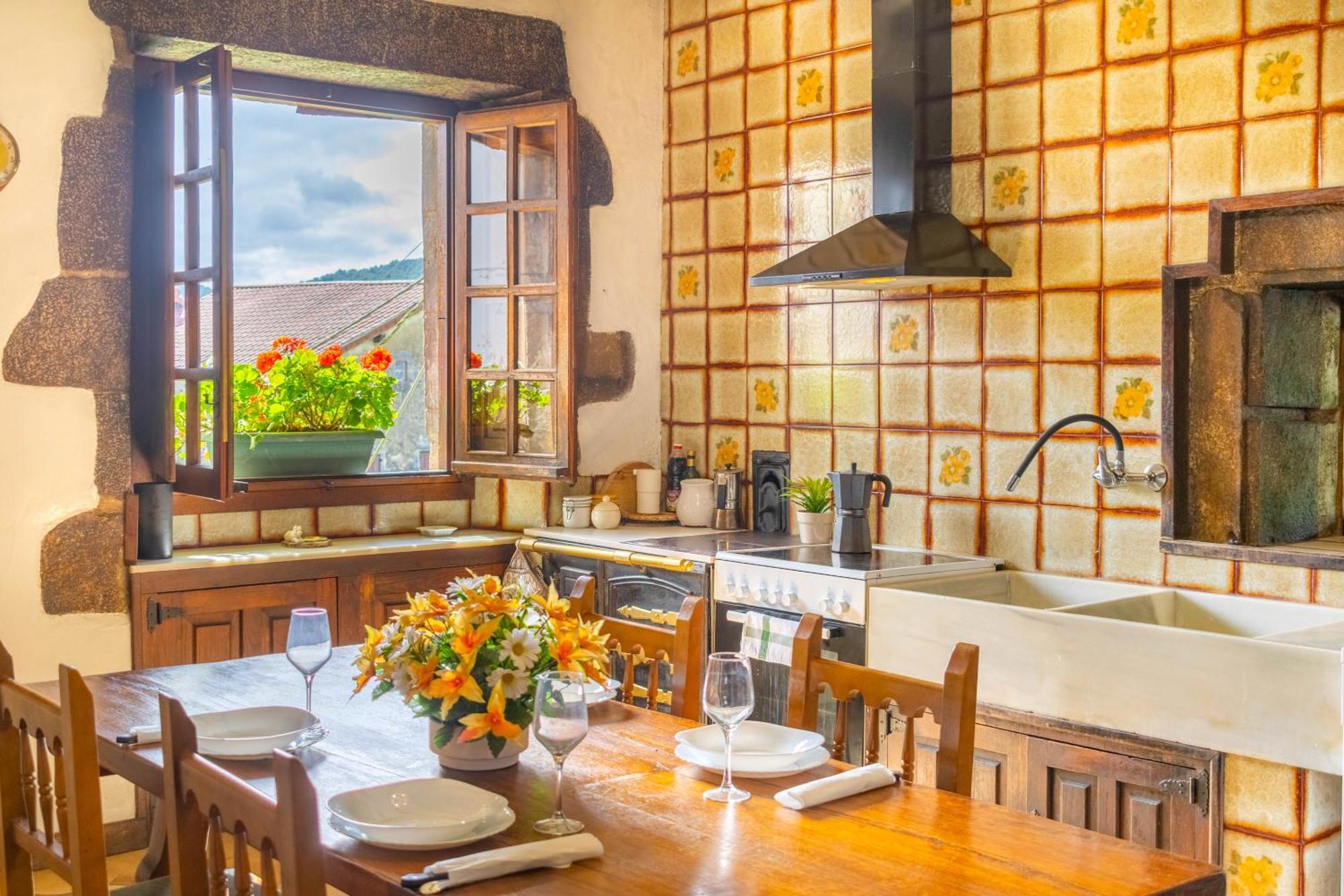 Lizaso Casa Rural Arotzenia, Hogar Rustico En Pleno Valle De La Ulzama מראה חיצוני תמונה